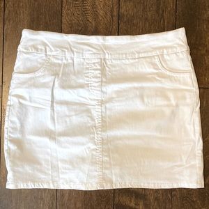 White skort